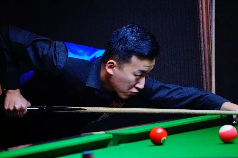 前锋间的效 前锋间的效